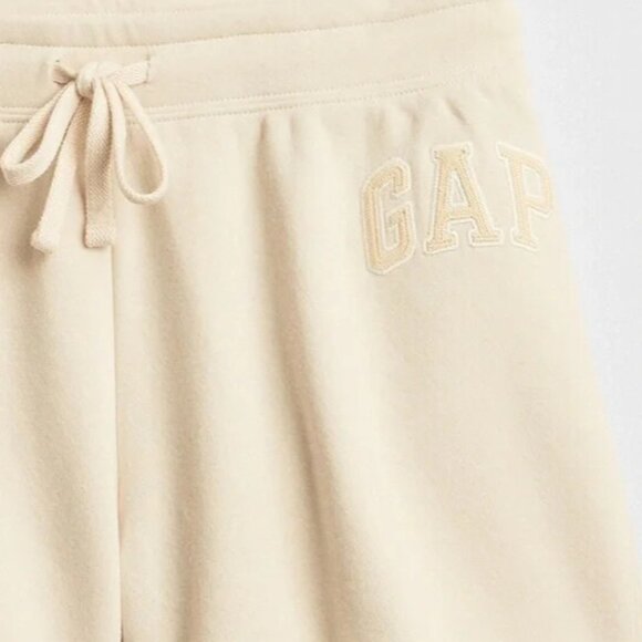 GAP Lightweight Heritage S Oyster Cream Jersey Knit Sweat Shorts Size XL - Picture 4 of 6